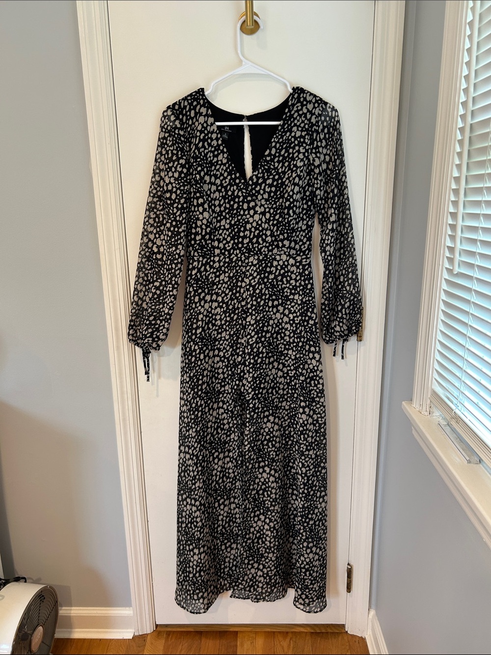 I.N. San Francisco Black and White Printed Long Sleeve Maxi Dress